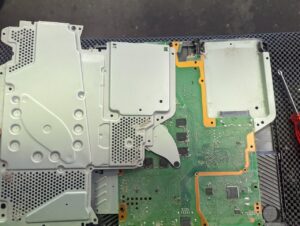 PS4 CUH-1200　基板の取り外し9