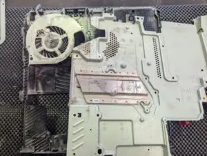 自分で修理！】PS4 CUH-1200 本体の温度が高すぎます。と電源が落ちる 
