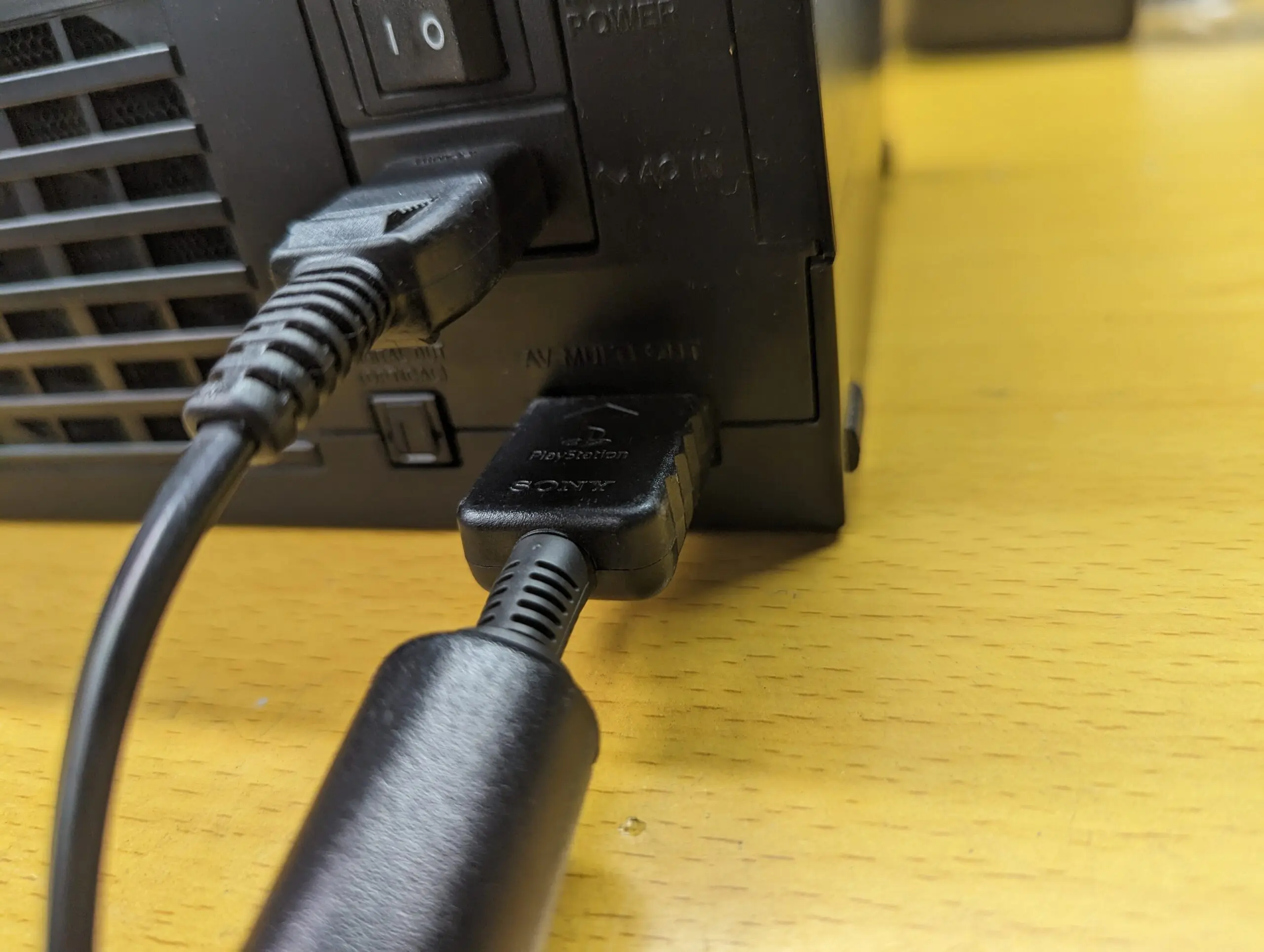 映像が出ない！？ PS2 の映像出力不良修理 – ゲーム修理ドットコム