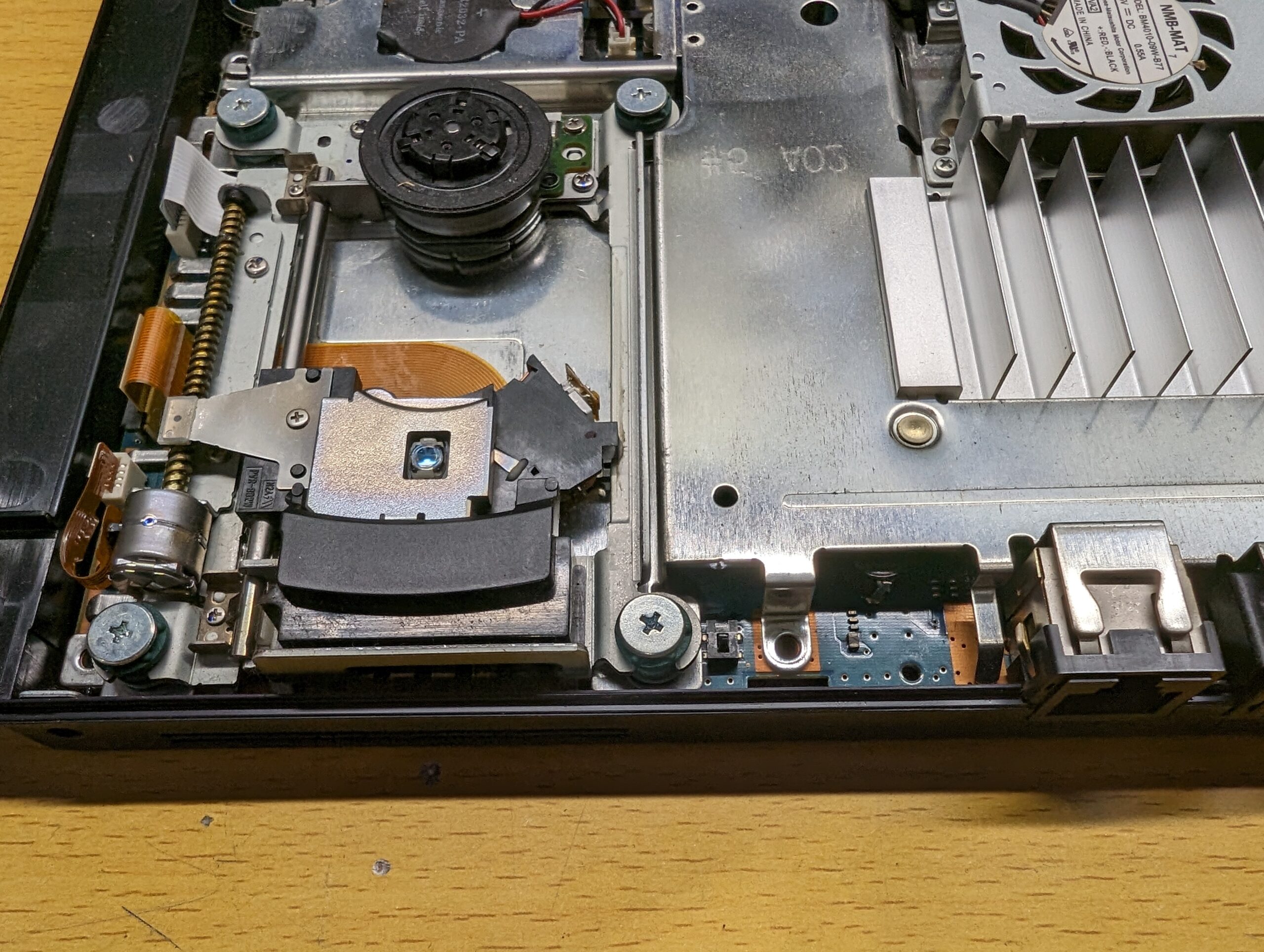 頑張れPS2。ソフトの読み込みが途中で止まってしまうSCPH-75000