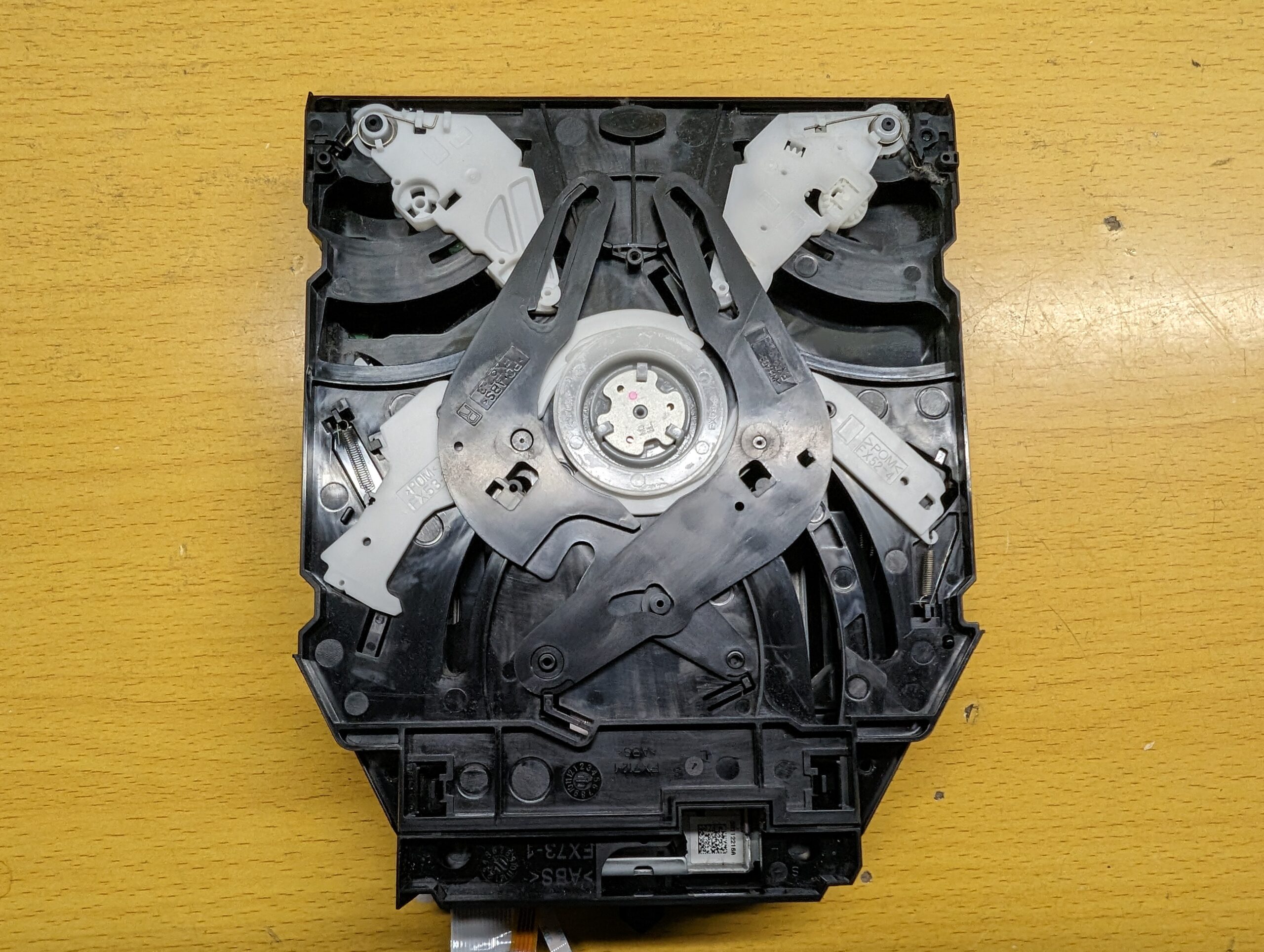 ソフトを読み込まないPS3 CECH-2500A – ゲーム修理ドットコム