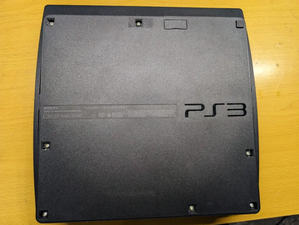 ソフトが取り出せない！ゲームソフトが詰まってしまったPS3の