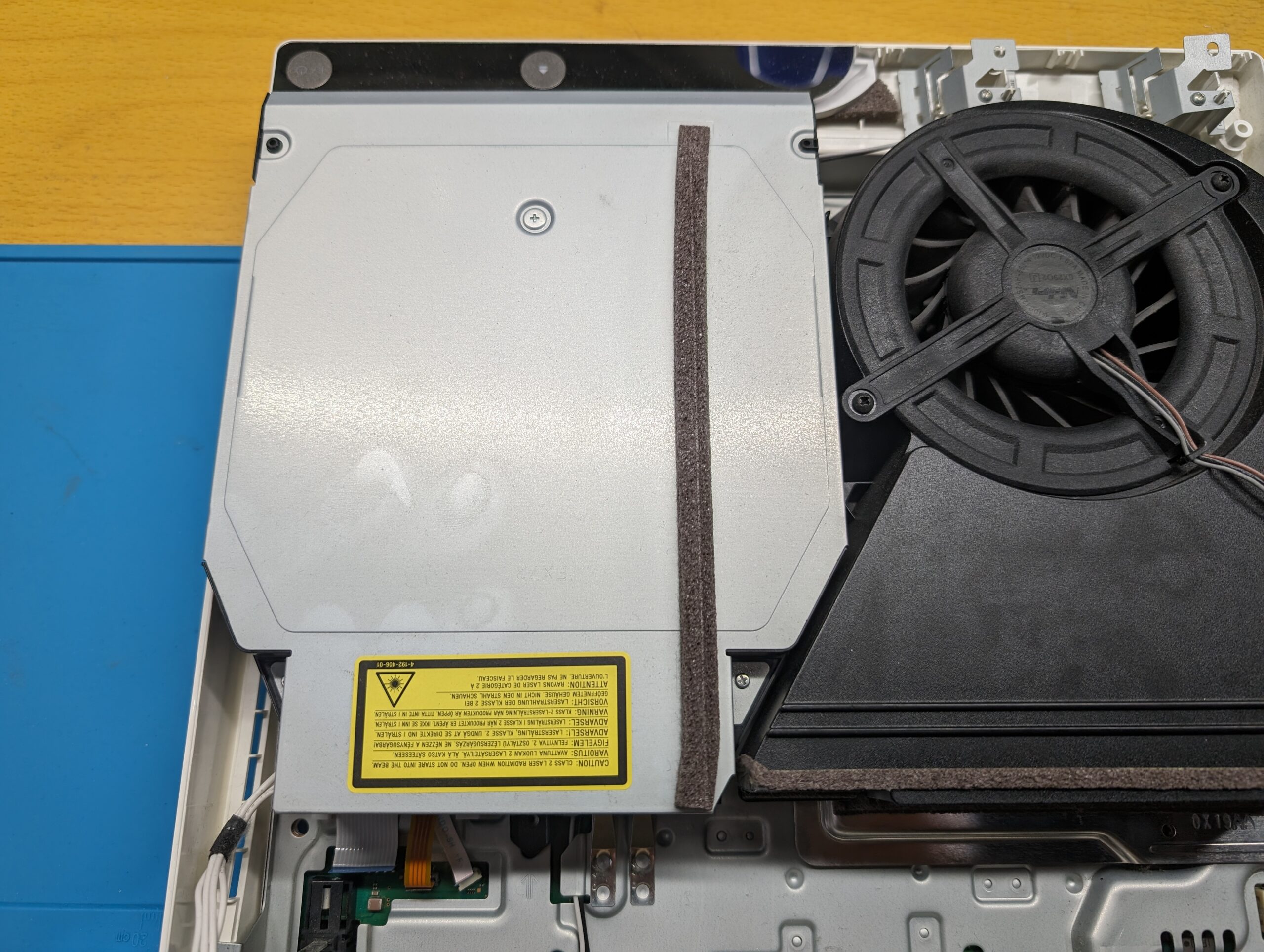 ソフトの読み込みができない。 PS3 CECH-2500Bのレーザーレンズ交換