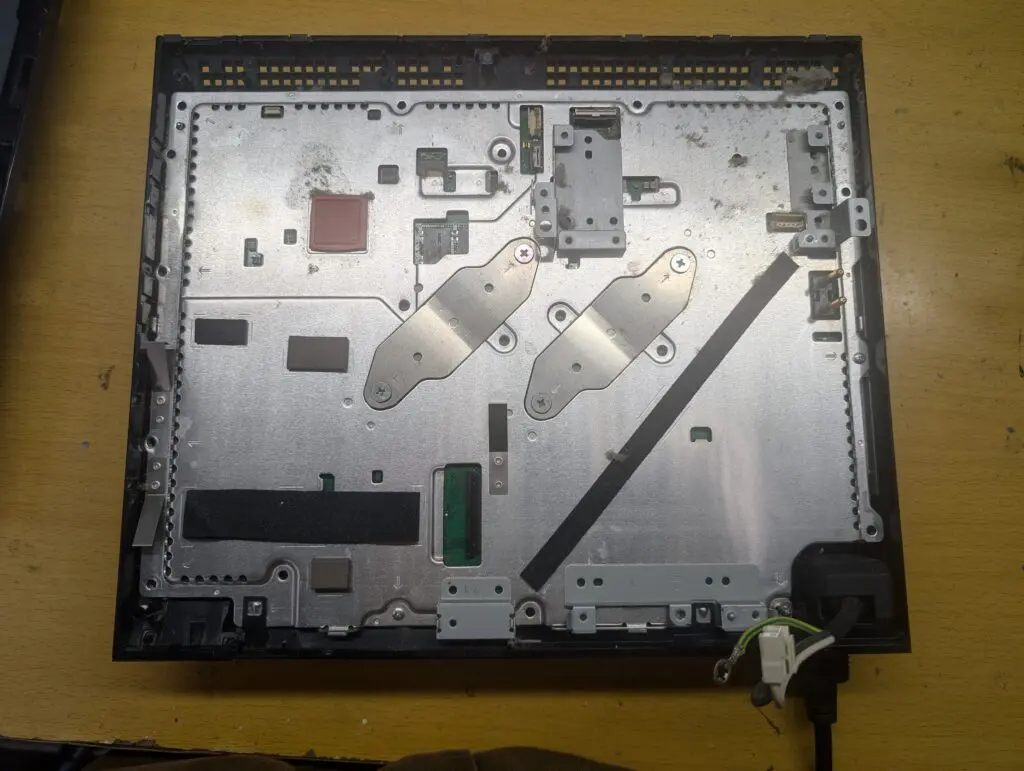 パソコンで起動できない原因を探れ！ PS3が強制終了（YLOD）してしまう