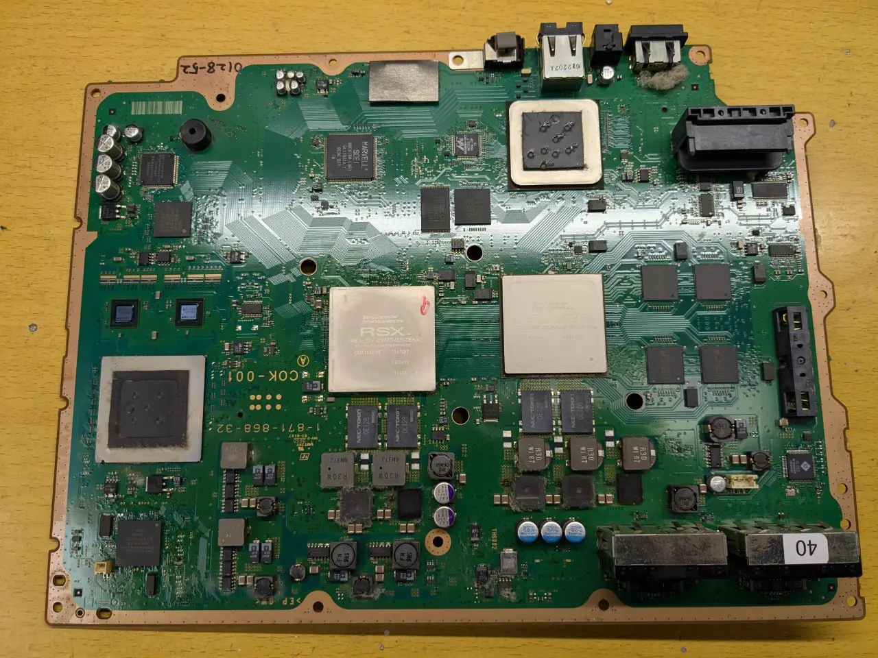 PS3 ソフト付き ジャンク YLOD症状 PS3 ソフト付き ジャンク YLOD症状 素人修理】YLOD 赤点滅の