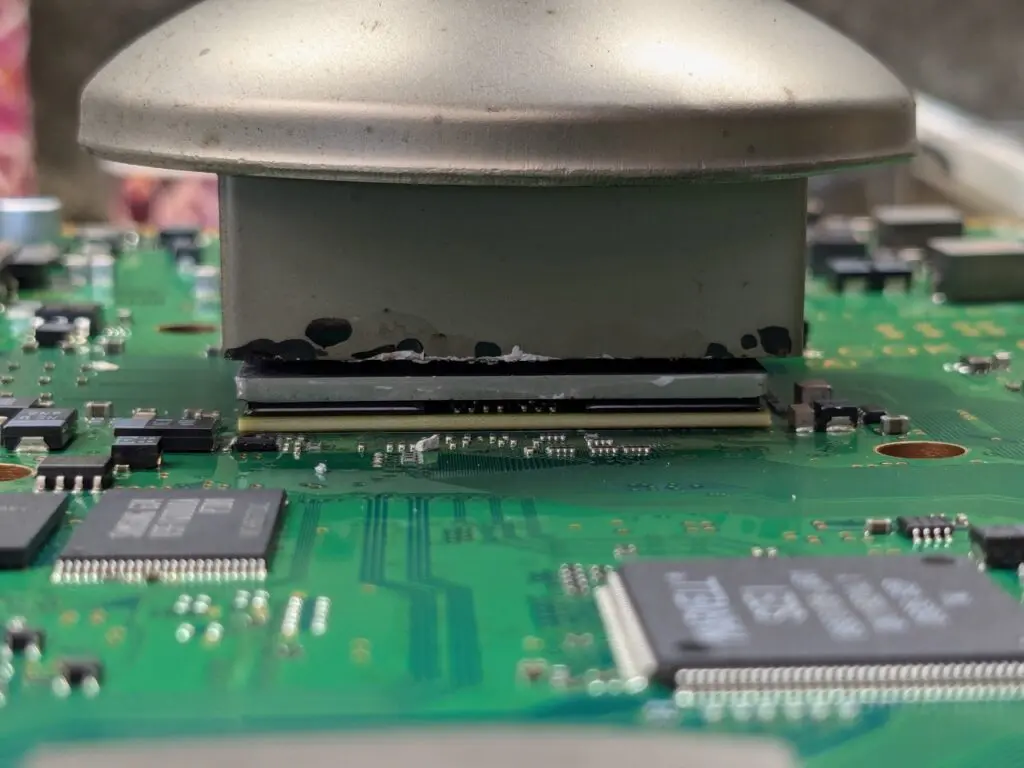 YLOD修理】 CECHA00のピピピと音が鳴り、数秒でシャットダウンして