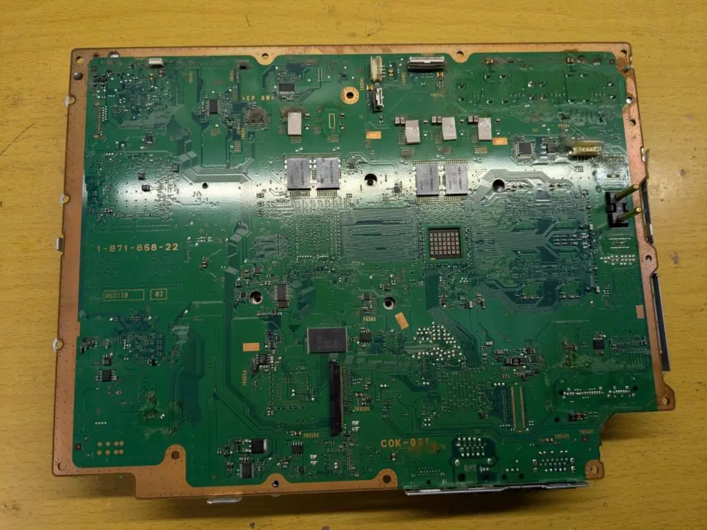 YLOD修理】 CECHA00のピピピと音が鳴り、数秒でシャットダウンして