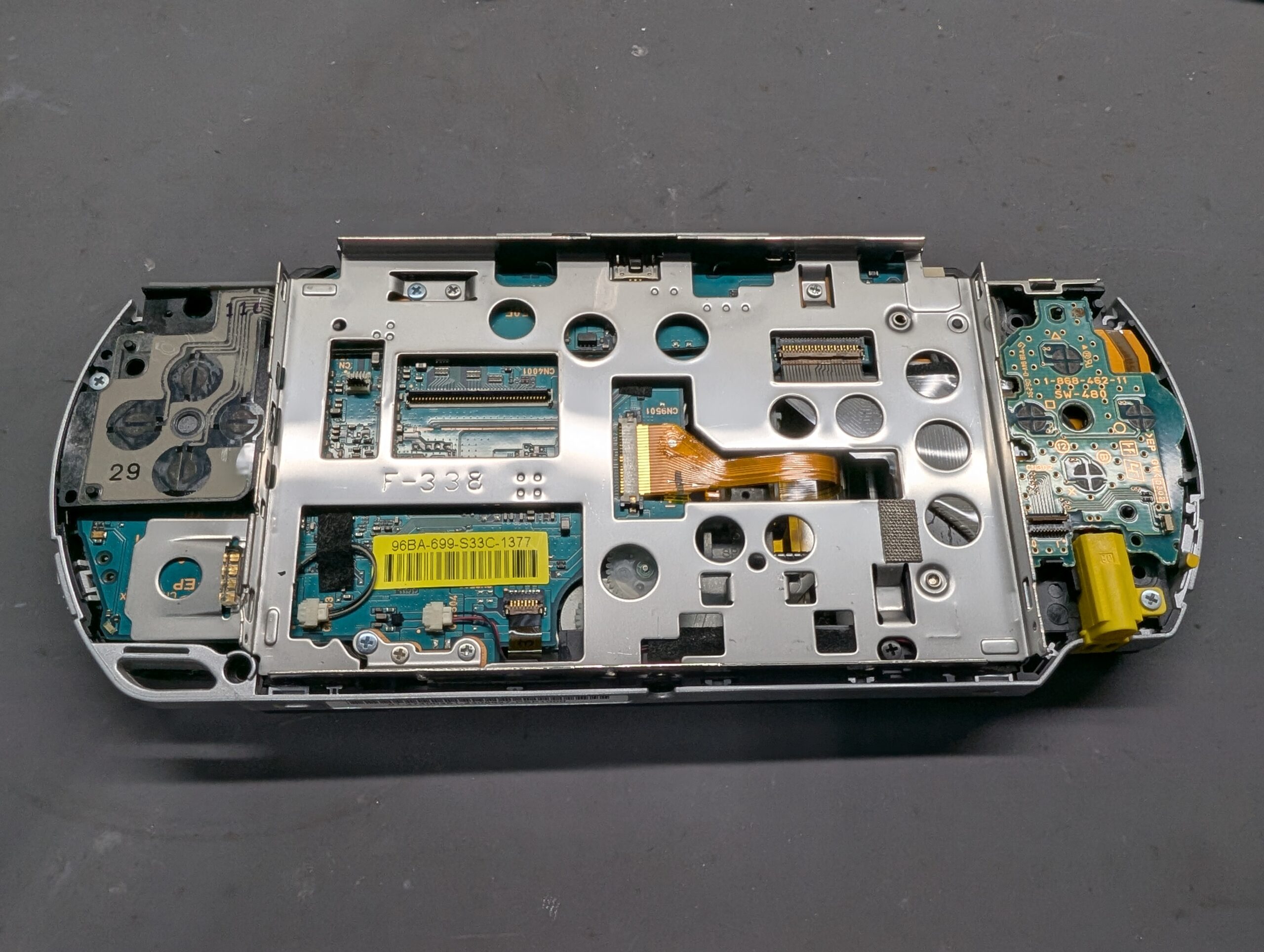 PSP-2000 対策基板を判別する - PSP活用情報局