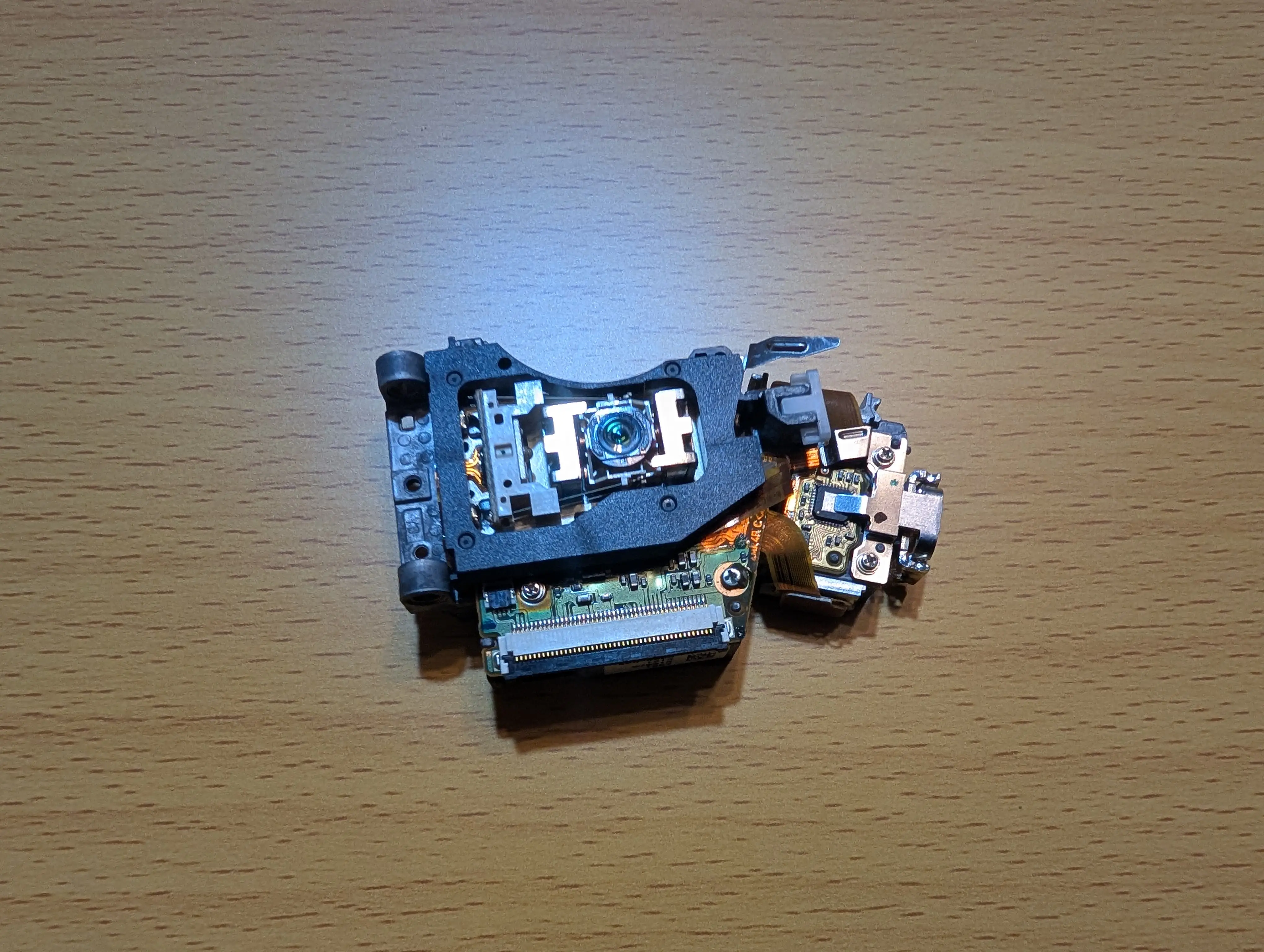 PS3 KES-400A レーザーレンズ (動作点検済み) – ゲーム修理