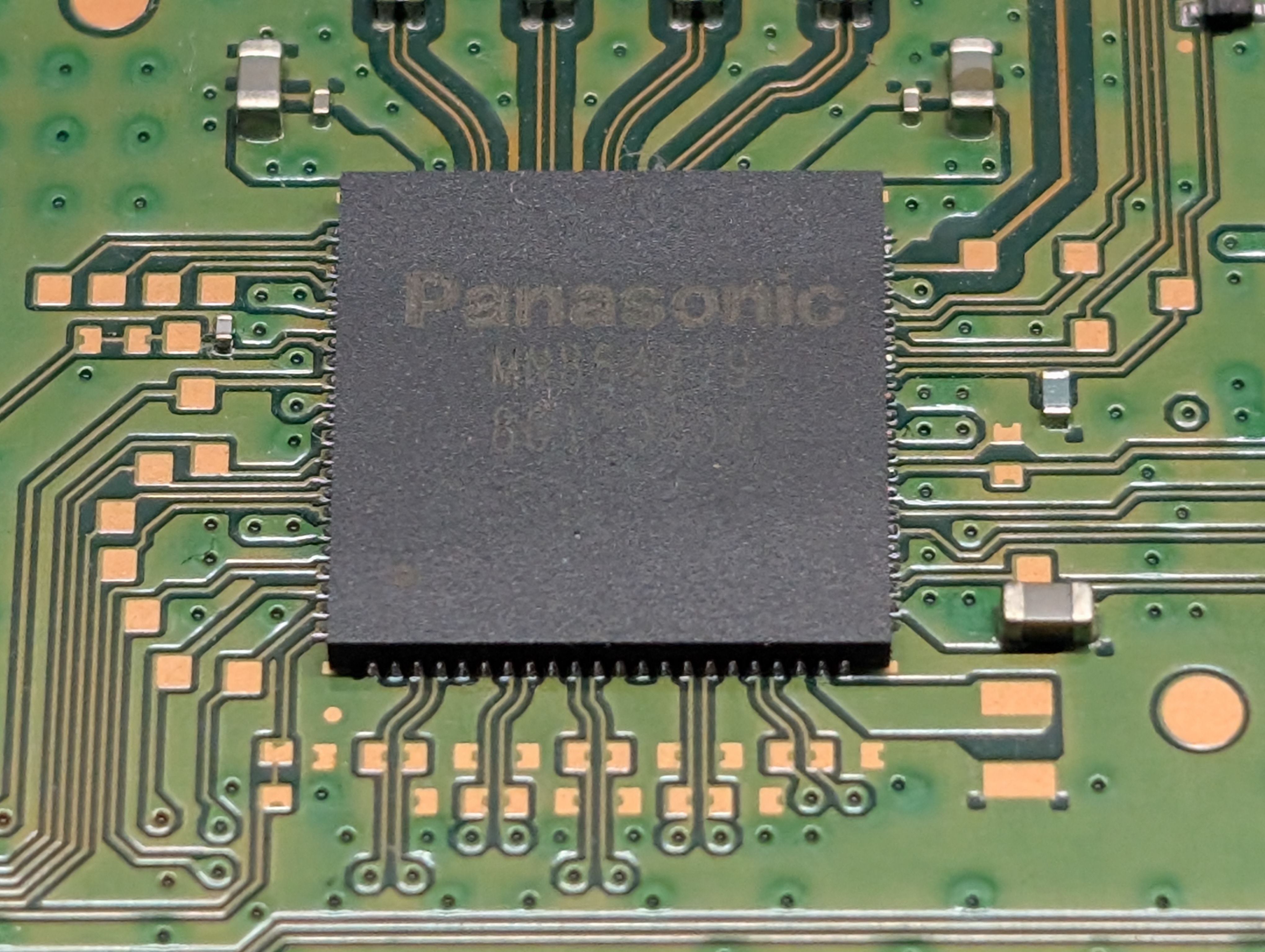 PS4-CUH-2100A-WLOD-14.jpg