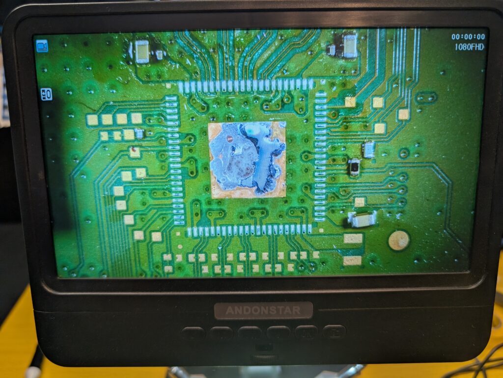 PS4 CUH-2100A　メイン基板修理時の写真