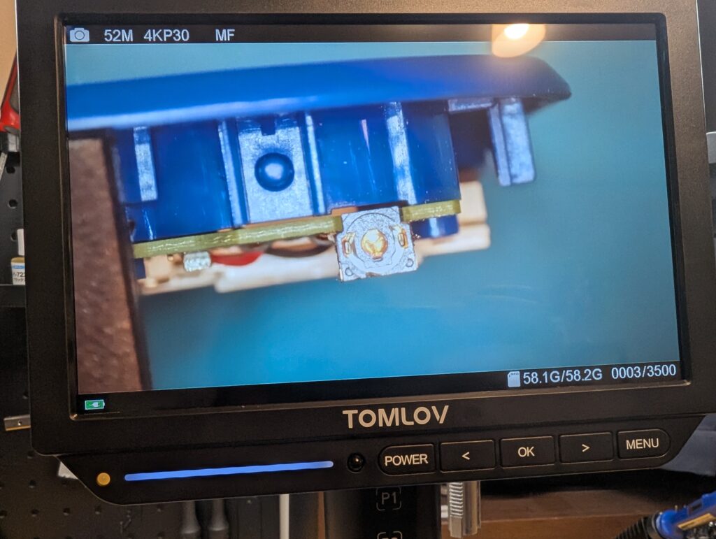 Lボタンのアップ時の写真