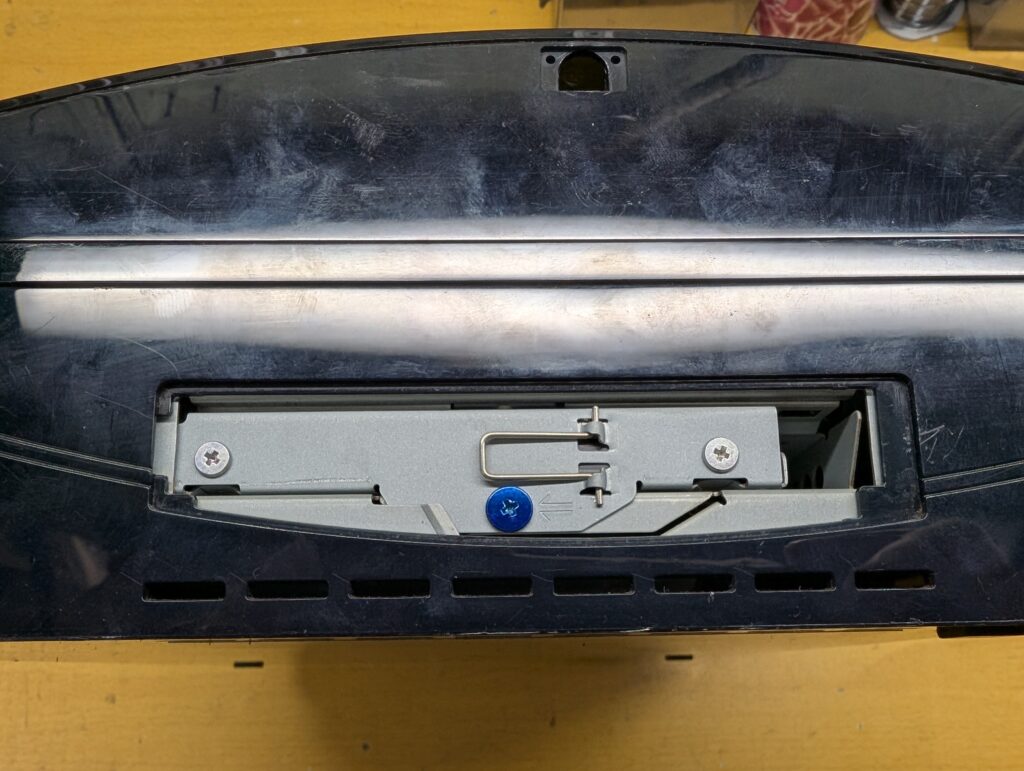 Playstation2規格ディスクを起動できないCECHB00の分解時の写真