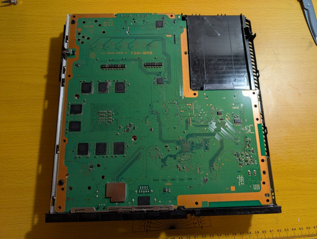 CUH-1100Aの映像が乱れる故障を修理時の写真