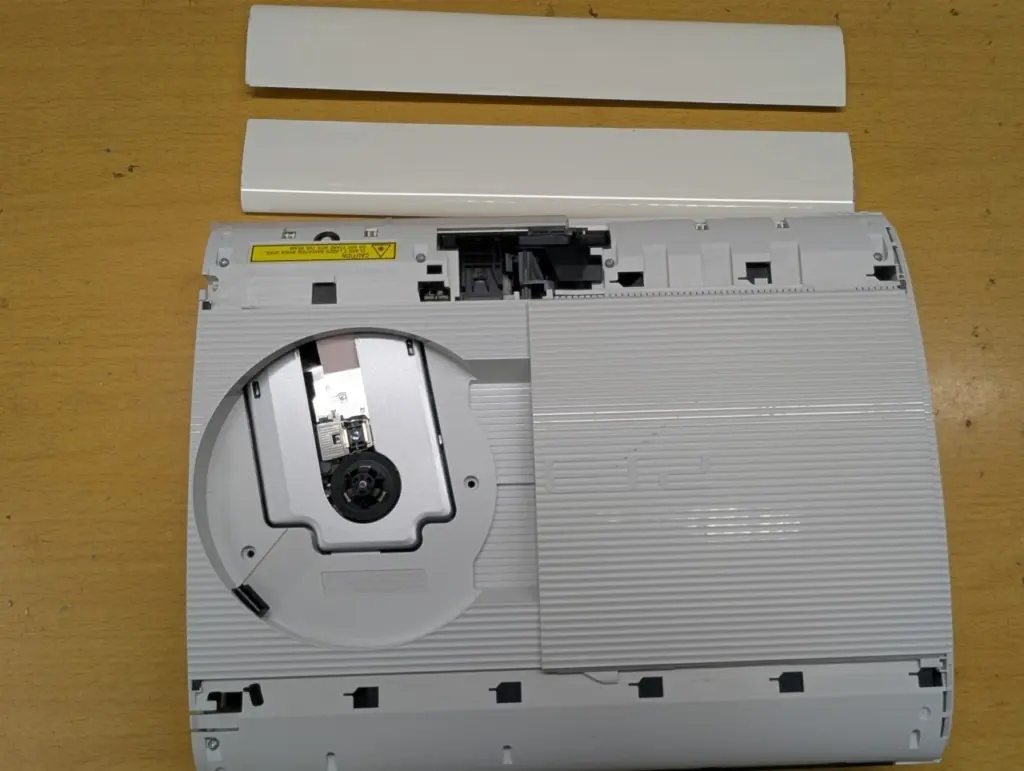 PS3 CECH-4200B】HDMI高画質で映らない・砂嵐になる原因と修理内容