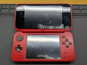 電源は入るのに画面が映らない…原因は？  ｜ 起動しない2DSLLを修理せよ！