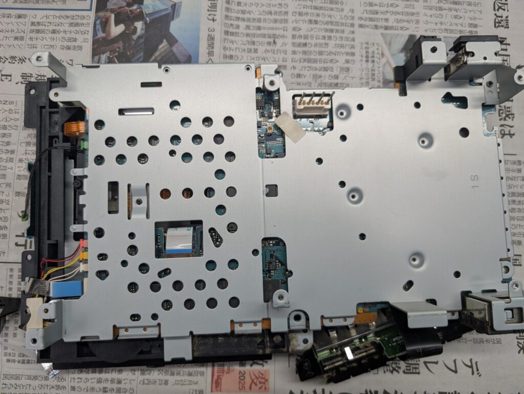 PS2のRFシールドプレート