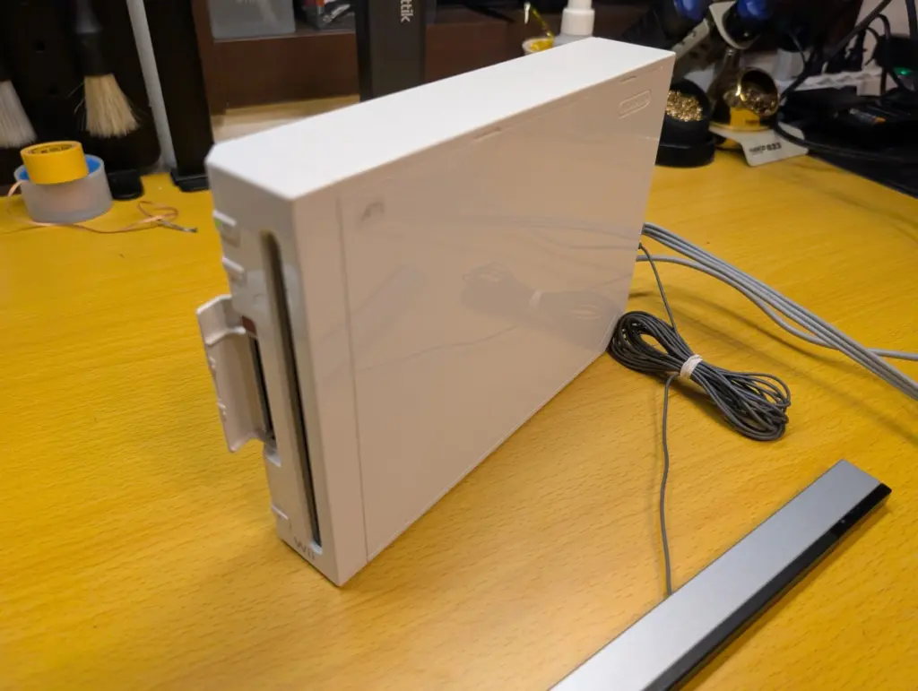 Nintendo Wii 各種コントローラ付き(時々読み込みエラー発生) Wiiの読み込みエラーを修理｜原因はピックアップ？ いえ、実は