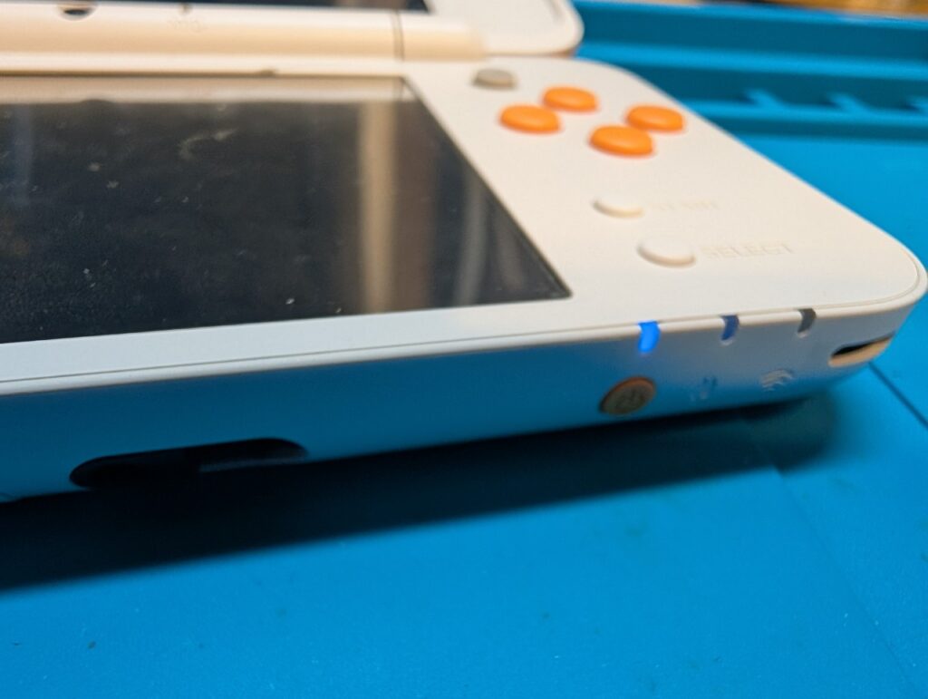 電源が入らない2DSLL