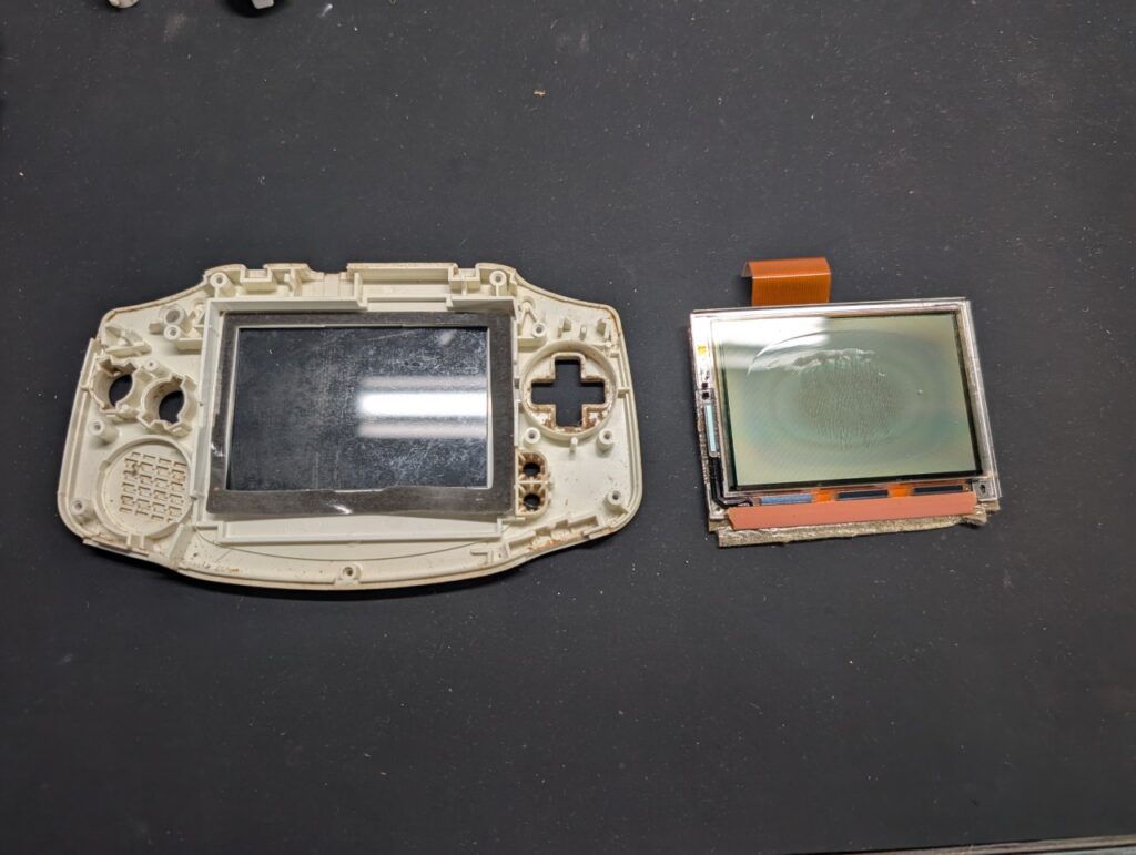 GBAをIPS液晶に！ゲーム機カスタマイズ事例