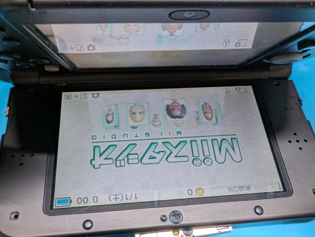 NEW3DSLLの上液晶交換時の写真